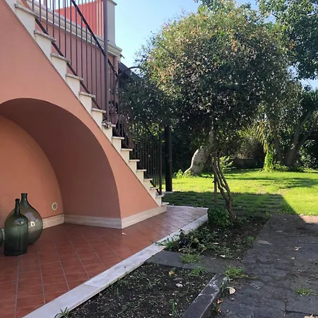 Sicula Etna Mare Villa Mascali